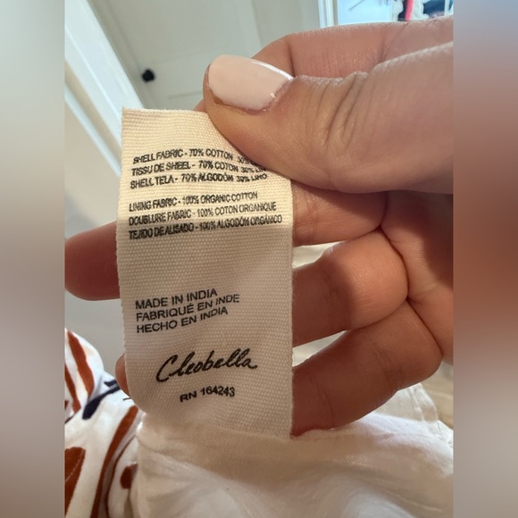 Carmen Midi Dress in Liliana Print
Cleobella - Picture 6 of 8